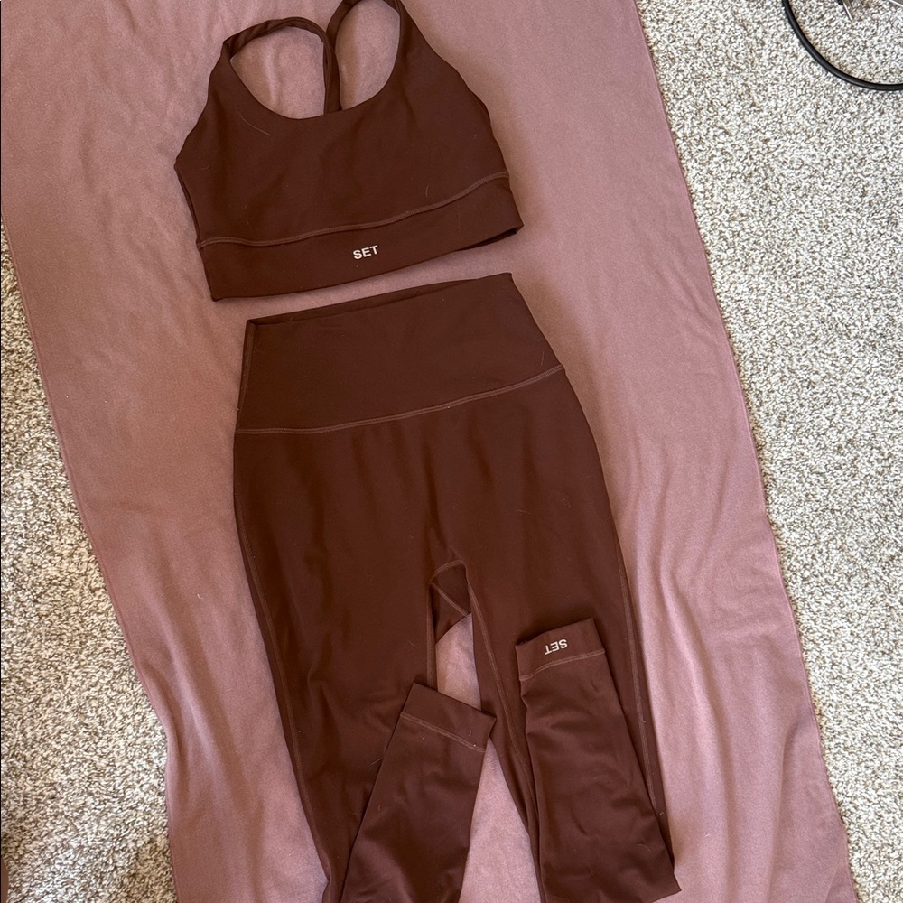 SET Active Chocolate Sports Bra and Leggings